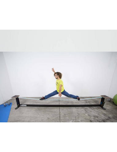 Slackline d'interieur transformable en fil d'ariane. la chaussure